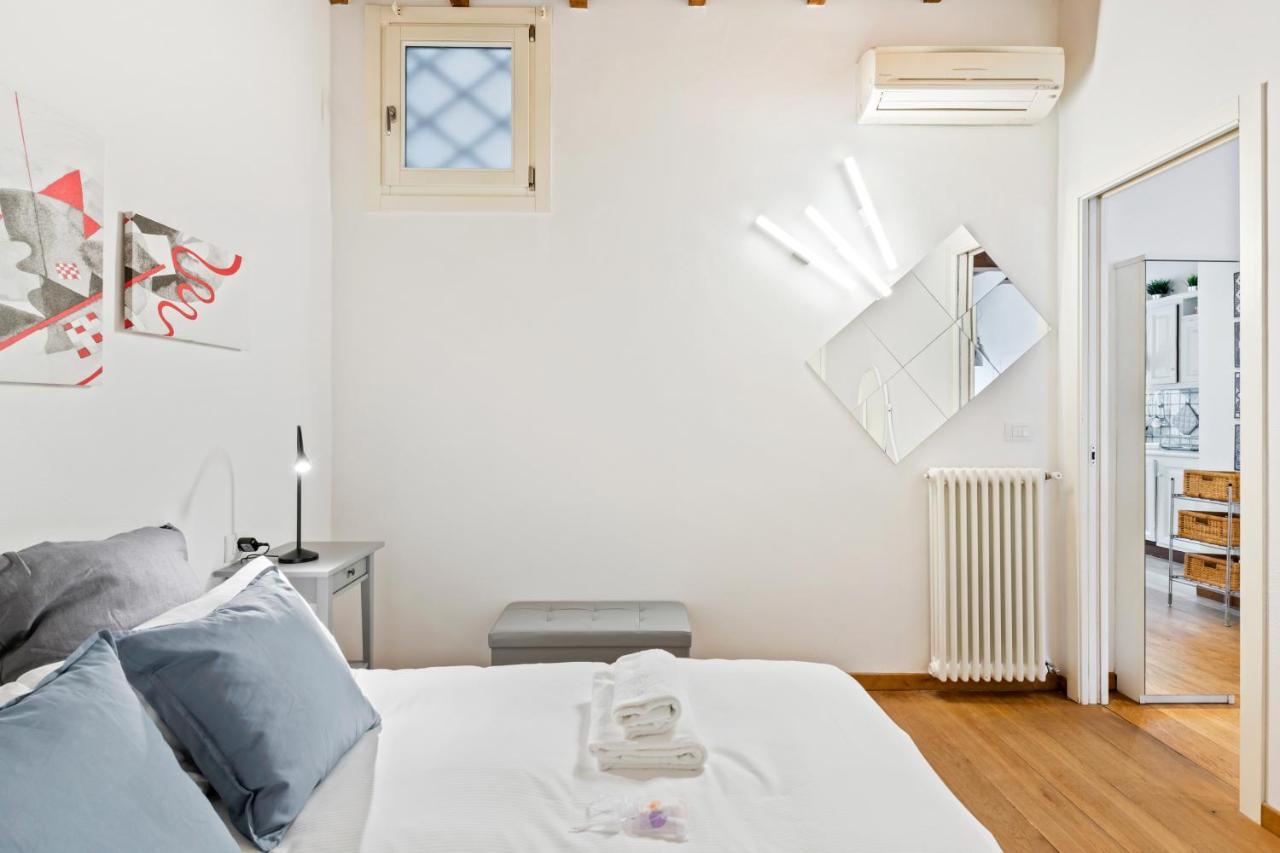 Florence City Center Flat Via Dei Neri Экстерьер фото